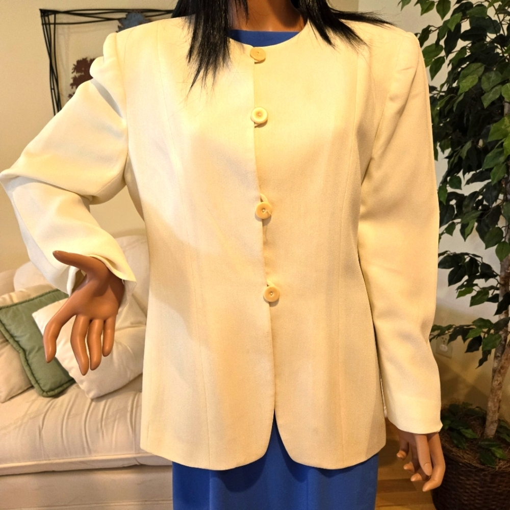 Rena Rowan Woman’s White Jacket, Loop Buttons, Cl… - image 1